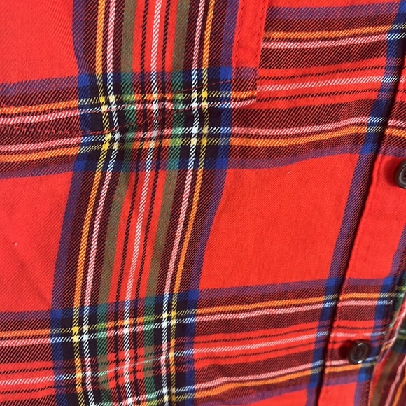 Old Navy plaid cotton flannel button down - Picture 2 of 3